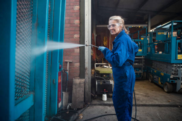 Best Roof Power Washing Services  in Caryville, TN